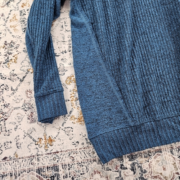 Torrid Blue Teal Brushed Waffle Crew Neck Raglan Sweatshirt 3 - Picture 2 of 9